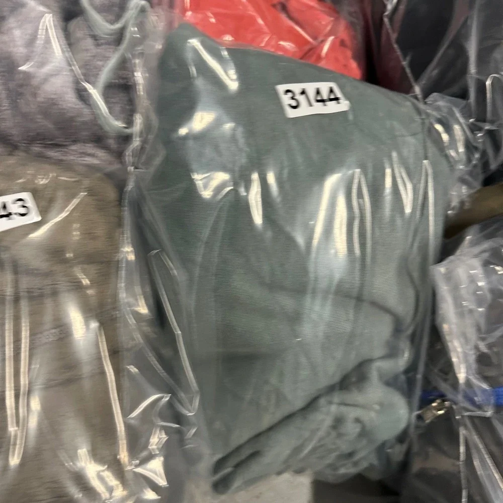 The North Face Mens Never Stop Exploring Graphic Hoodie‎ Sage Green Medium